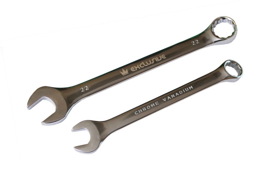 CORONA KLUCZ PŁASKO-OCZKOWY 17mm zawieszka